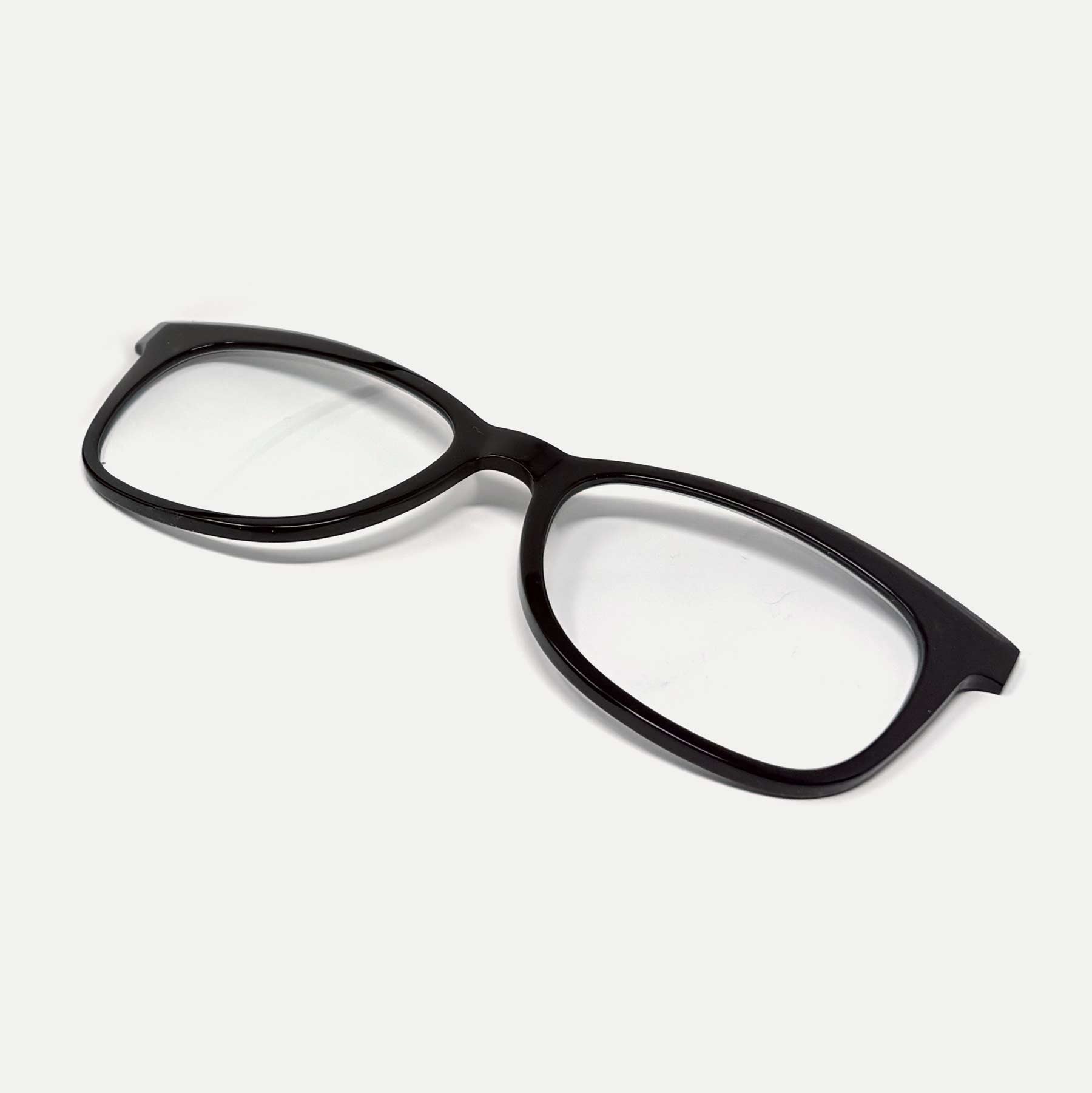 Computer vision clip-on lenses